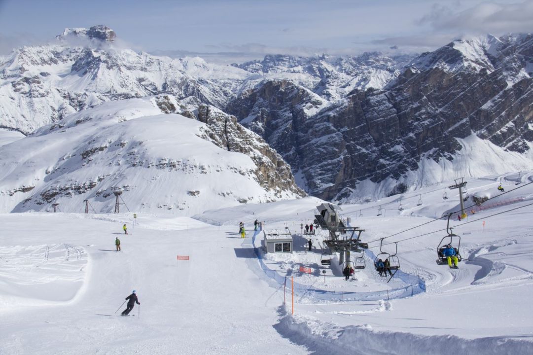 Cortina Skiworld Neve Permettendo La Stagione Invernale Parte Il 26   1081 Tofana Cortina 